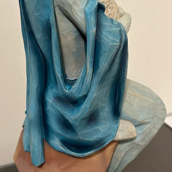 Willow Tree Nativity Mary and baby Figurine - Picture 3 of 8